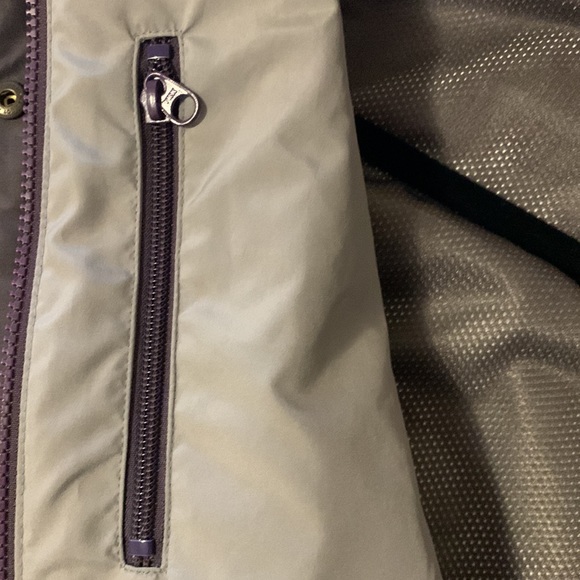 EUC Mountain Equipment Co-op winter coat - Picture 15 of 16